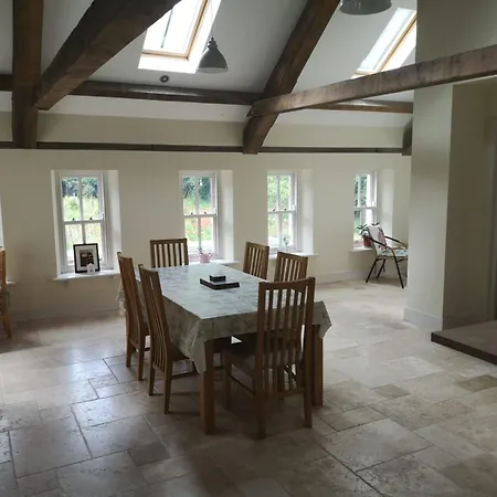 Lovely 3-bed House At Clashganny Mill Borris בית נופש *